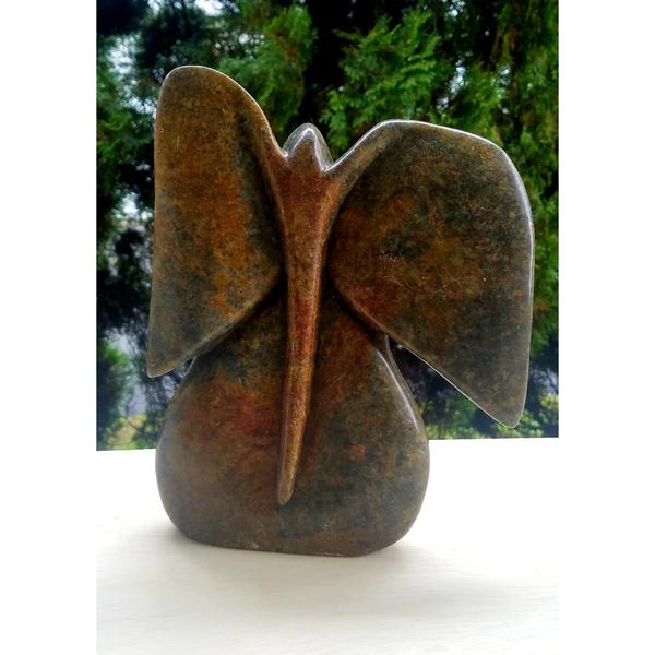 Abstract Elephant Sculpture – Shona Serpentine Stone Art