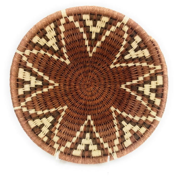 Lutsindzi Basket – Cream Tri-Chevron Sunburst